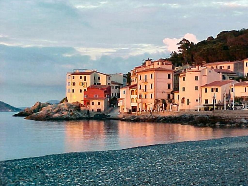 Hotel La Conchiglia Marciana Marina  Extérieur photo
